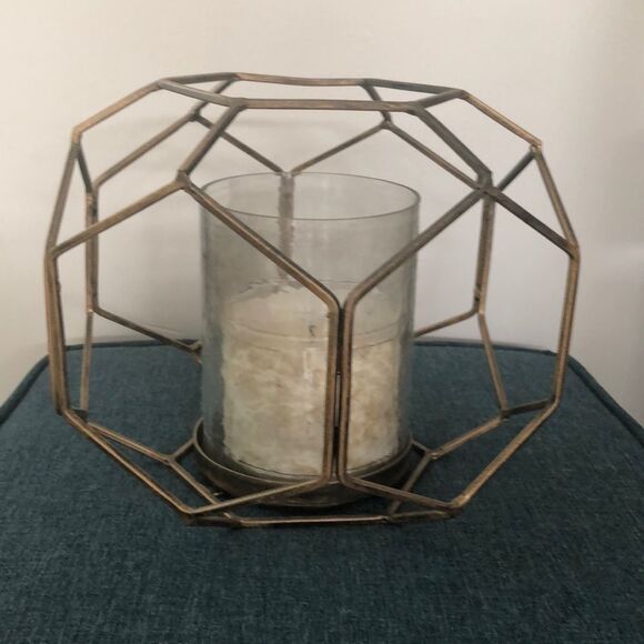 Geometric candle holder - Picture 1 of 5